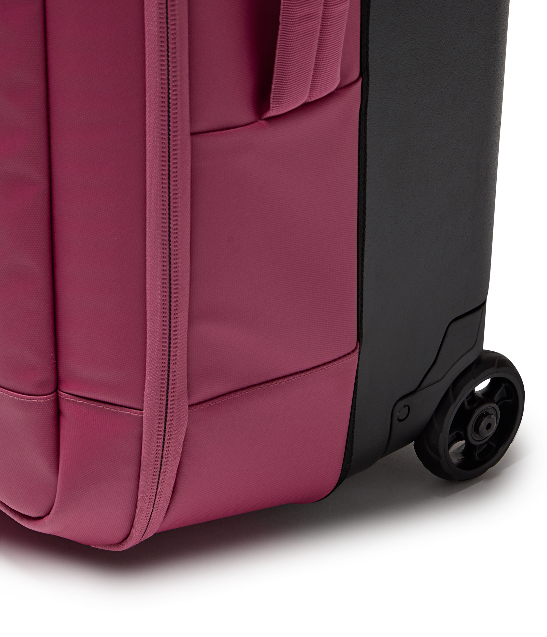 Good Latitude 30 Rolling Duffel