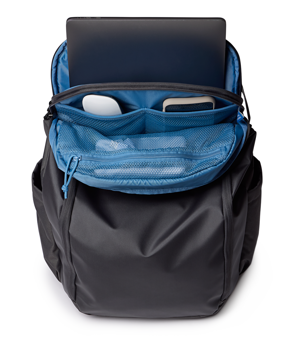 22 Carry On Luggage Travel Pack 30L Smokey Grit Set
