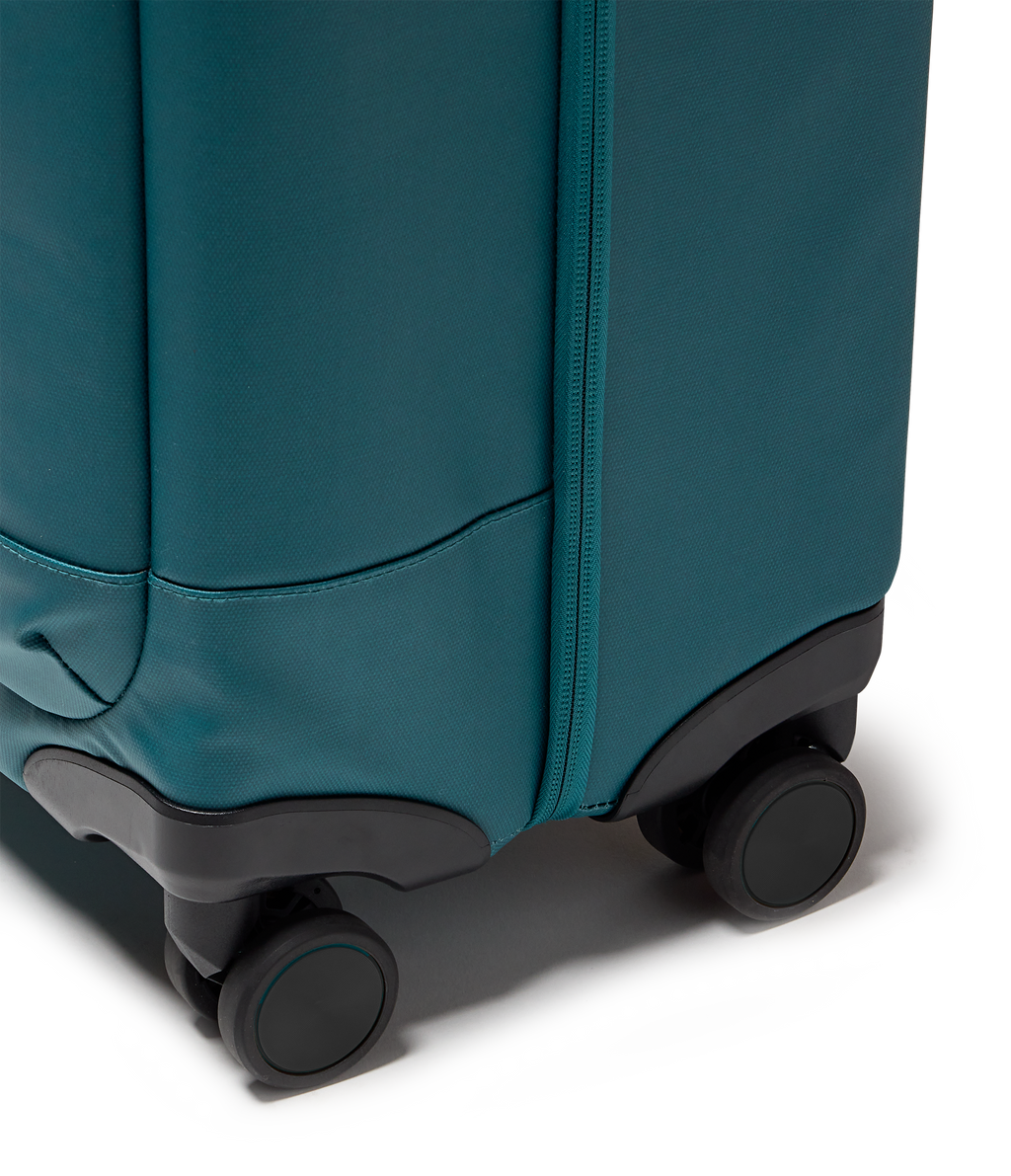 Good Latitude 22 Carry On
